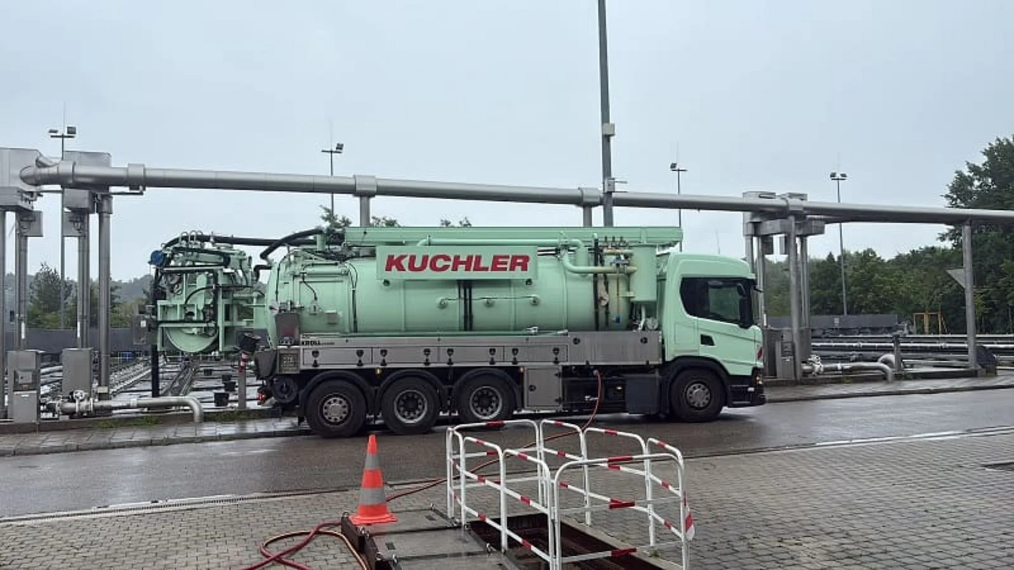 Entsorgung von Flüssigabfällen durch die Kuchler GmbH